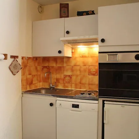 Avec Coin Nuit, 6 Couchages, Balcon, Centre Station Vars Les Claux, Proche Pistes Et Commerces - Fr-1-330b-198 Apartment *