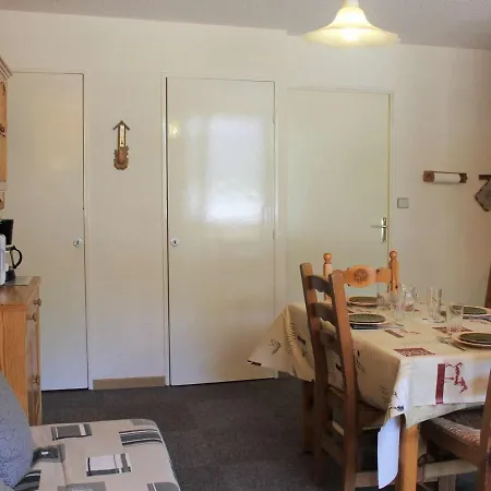 Apartment Avec Coin Nuit, 6 Couchages, Balcon, Centre Station Vars Les Claux, Proche Pistes Et Commerces - Fr-1-330b-198 Vars (Hautes-Alpes)